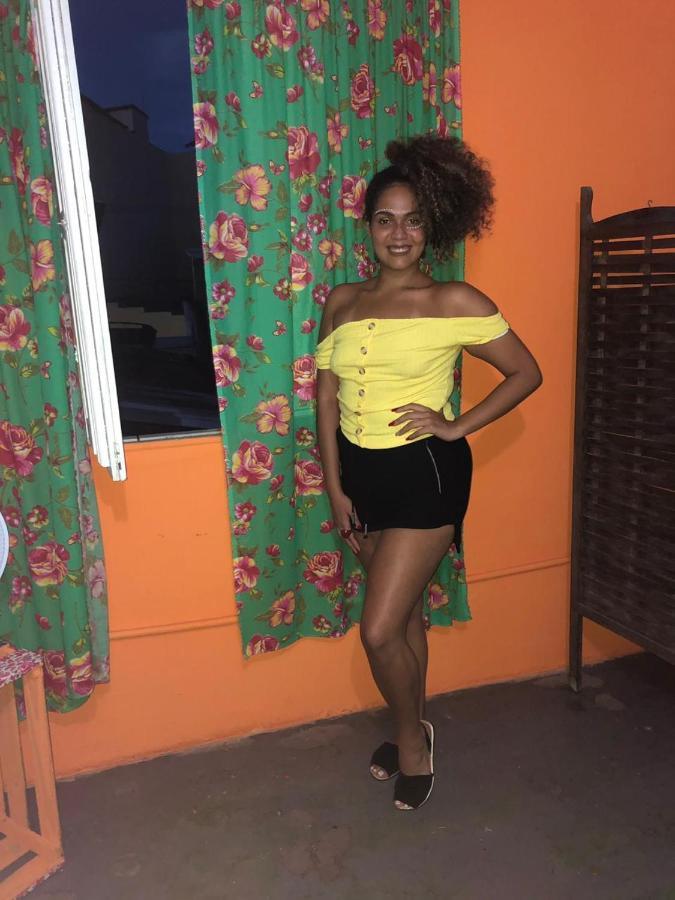 Perto Do Aeroporto De Salvador - Dona Pitanga Hostel Lauro de Freitas Eksteriør billede