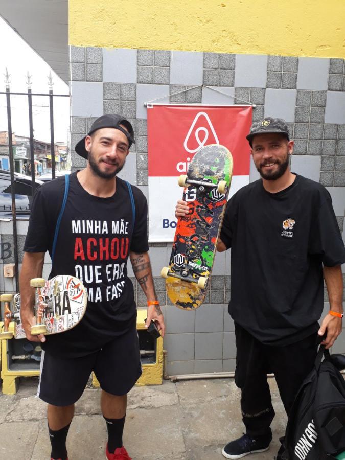 Perto Do Aeroporto De Salvador - Dona Pitanga Hostel Lauro de Freitas Eksteriør billede