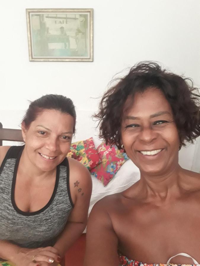 Perto Do Aeroporto De Salvador - Dona Pitanga Hostel Lauro de Freitas Eksteriør billede