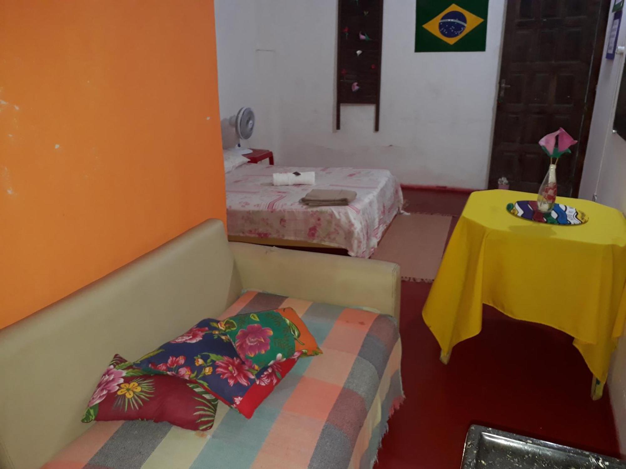 Perto Do Aeroporto De Salvador - Dona Pitanga Hostel Lauro de Freitas Eksteriør billede