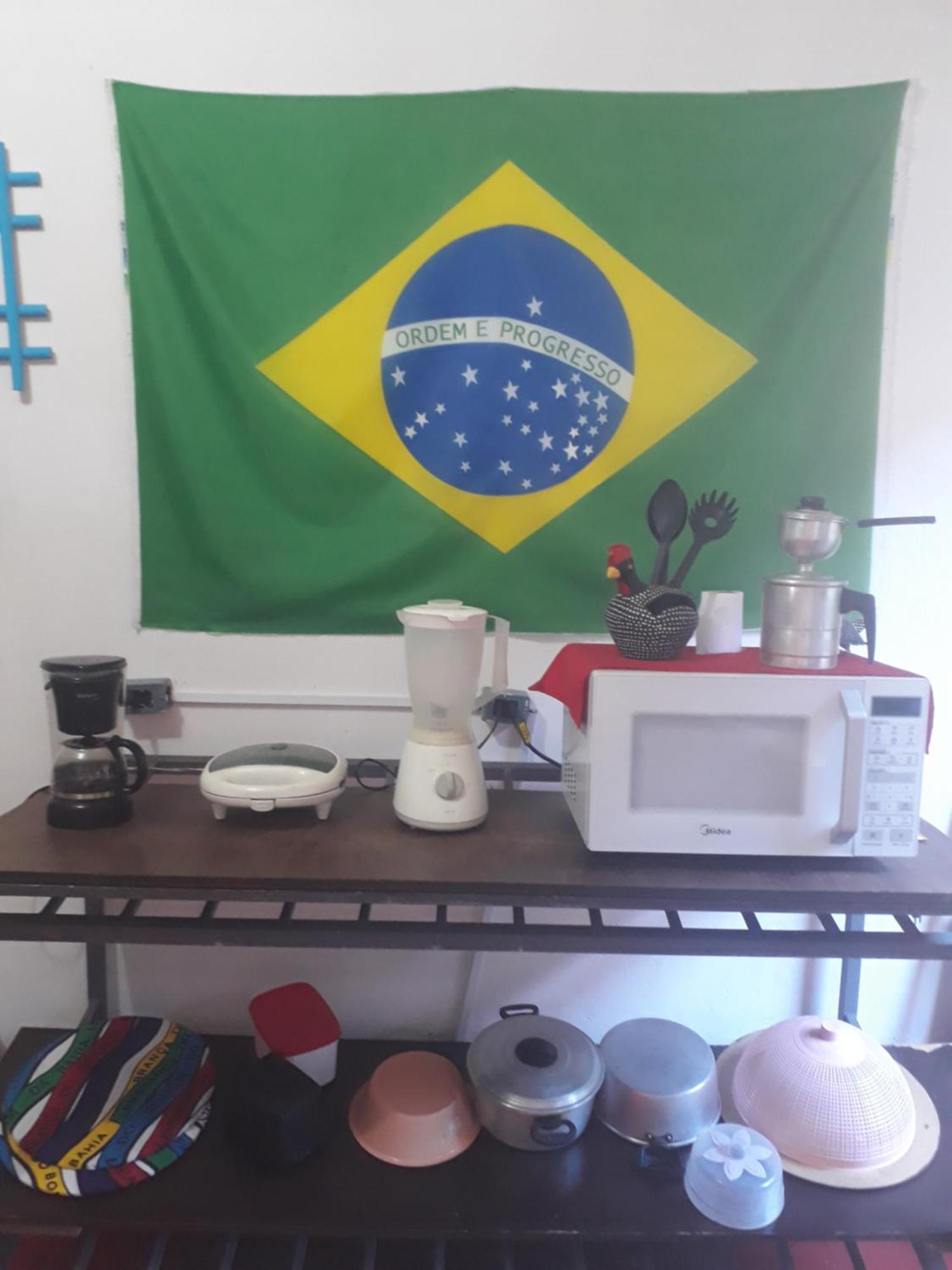 Perto Do Aeroporto De Salvador - Dona Pitanga Hostel Lauro de Freitas Eksteriør billede